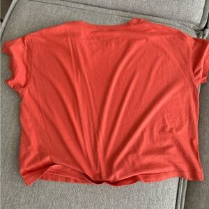 Lululemon cropped cates tee